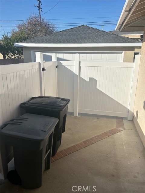 Detail Gallery Image 23 of 29 For 4737 W 191st, Torrance,  CA 90503 - 3 Beds | 2 Baths