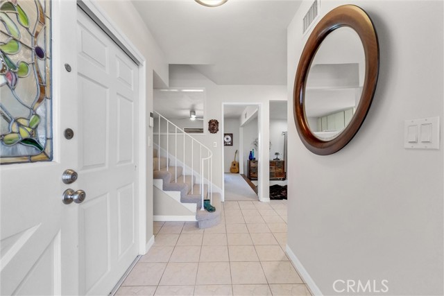 Detail Gallery Image 5 of 48 For 1854 S Gail Ln, Anaheim,  CA 92802 - 3 Beds | 2/1 Baths