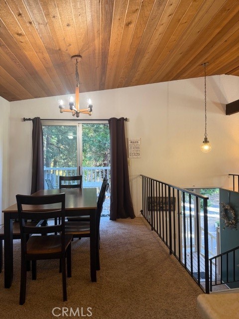 Detail Gallery Image 4 of 34 For 301 Canyon Crest, Lake Arrowhead,  CA 92352 - 3 Beds | 2 Baths