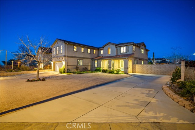 Detail Gallery Image 1 of 1 For 41920 Margarita Way, Palmdale,  CA 93551 - 5 Beds | 3 Baths
