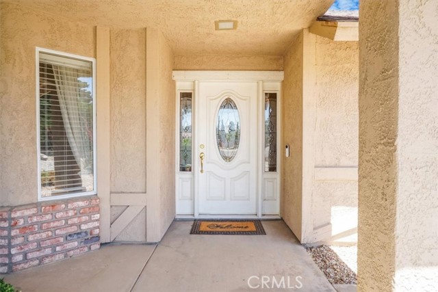 Detail Gallery Image 5 of 37 For 14027 Chogan Rd, Apple Valley,  CA 92307 - 4 Beds | 2 Baths