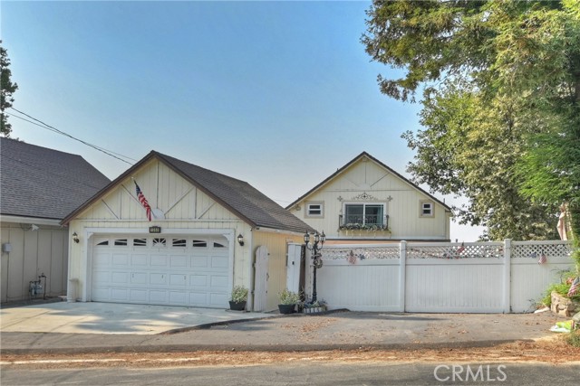 Detail Gallery Image 1 of 48 For 1060 Playground Dr, Crestline,  CA 92325 - 3 Beds | 2/1 Baths