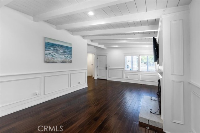 Detail Gallery Image 8 of 30 For 3619 N Poinsettia Ave, Manhattan Beach,  CA 90266 - 3 Beds | 2/1 Baths