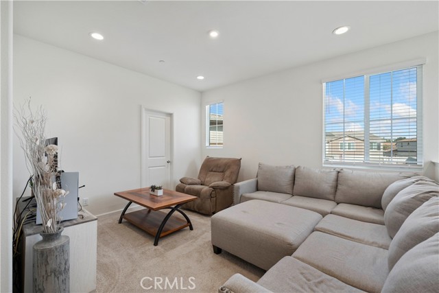 Detail Gallery Image 17 of 40 For 36300 Firelight Cir, Wildomar,  CA 92595 - 4 Beds | 3 Baths
