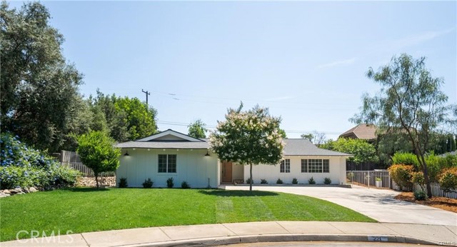 Detail Gallery Image 1 of 19 For 221 Wiley Ct, Claremont,  CA 91711 - 3 Beds | 2 Baths