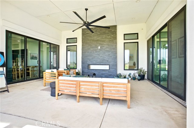 1901 E Sorrento Court, Merced CA: https://media.crmls.org/medias/a3428ffd-2aa4-4b23-8632-2afe8d0d4be2.jpg