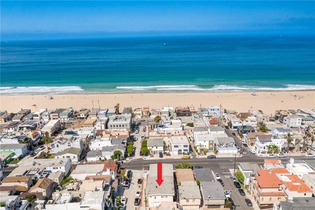 201 34th Street, Hermosa Beach, California 90254, 3 Bedrooms Bedrooms, ,3 BathroomsBathrooms,Residential,Sold,34th,SB22088805