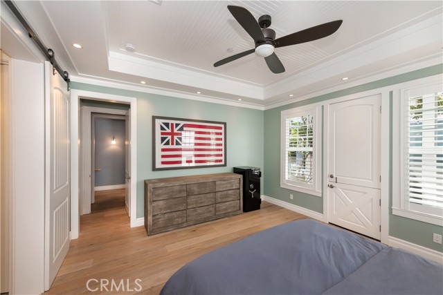 2905 Broad St, Newport Beach CA: https://media.crmls.org/medias/a342b727-acaf-44ca-b688-e772387d730a.jpg