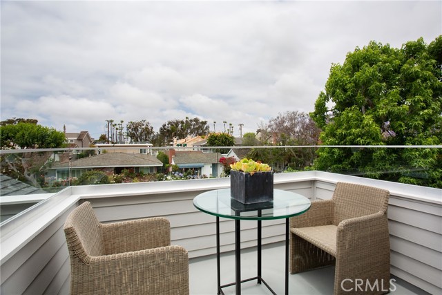 Detail Gallery Image 37 of 47 For 608 Acacia Ave, Corona Del Mar,  CA 92625 - 3 Beds | 3 Baths