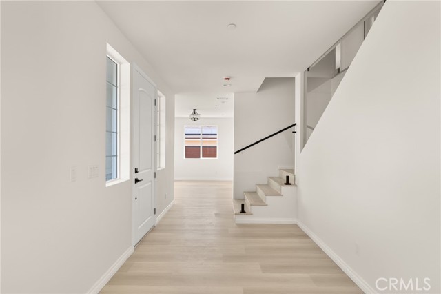 5978 Copperfield Avenue, Riverside CA: https://media.crmls.org/medias/a34431a1-1c93-485d-9747-9d53b008550b.jpg