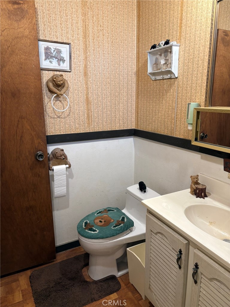 https://media.crmls.org/medias/a344936d-97a3-41d3-b9f4-19aafc9e9167.jpg?preset=X-Large