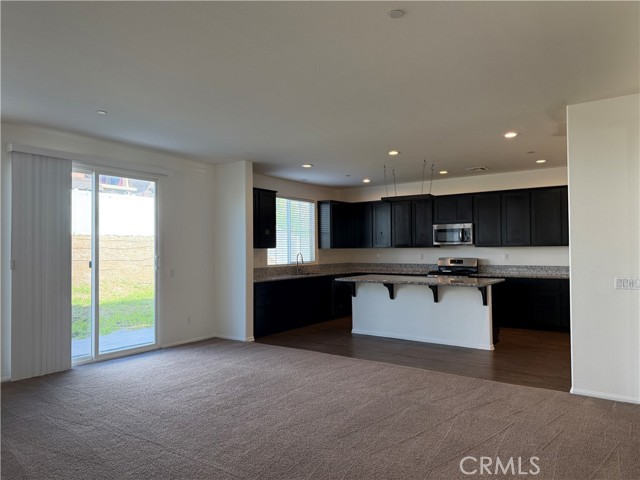 Detail Gallery Image 2 of 20 For 27828 Sand Dollar Way, Moreno Valley,  CA 92555 - 4 Beds | 2/1 Baths