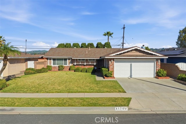 Detail Gallery Image 2 of 39 For 11709 Pounds Ave, Whittier,  CA 90604 - 4 Beds | 2 Baths