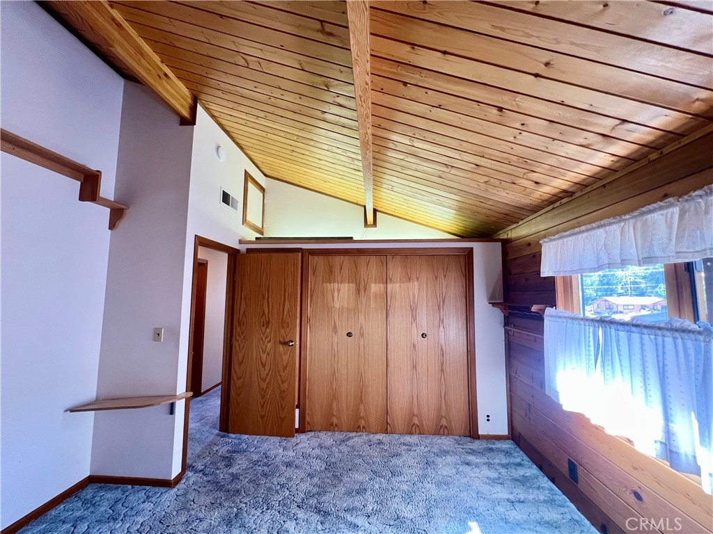 https://media.crmls.org/medias/a346c233-2469-42e6-ab64-61741f097bfd.jpg?preset=X-Large