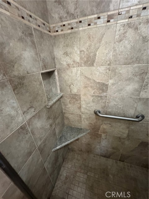 Detail Gallery Image 40 of 57 For 101 Scholz Plz #123,  Newport Beach,  CA 92663 - 1 Beds | 1 Baths