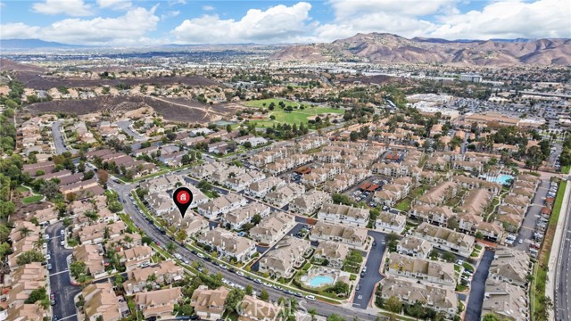 Detail Gallery Image 44 of 46 For 2261 Indigo Hills Dr #3,  Corona,  CA 92879 - 3 Beds | 2/1 Baths