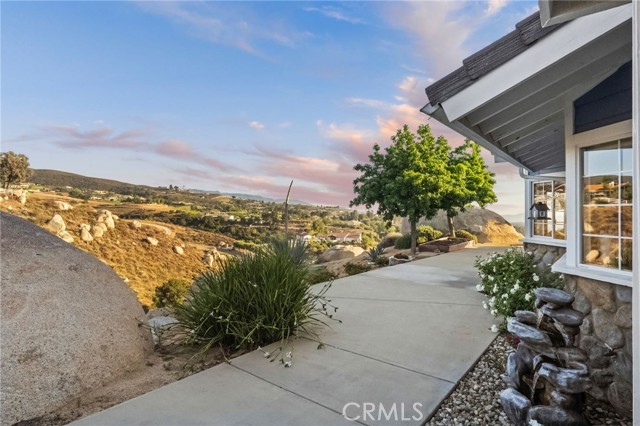 40115 Via Cordova, Temecula CA: https://media.crmls.org/medias/a3484dc3-5adf-4357-870f-7b8ff34ccc17.jpg