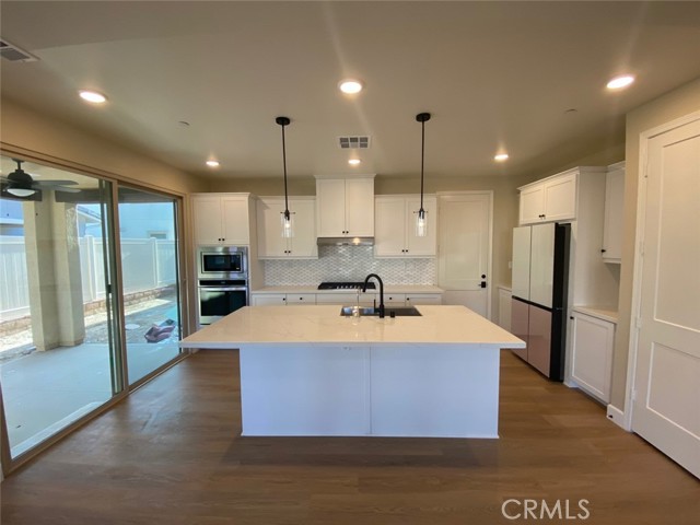 Detail Gallery Image 4 of 18 For 12310 Primrose Ave, Whittier,  CA 90602 - 4 Beds | 3/1 Baths