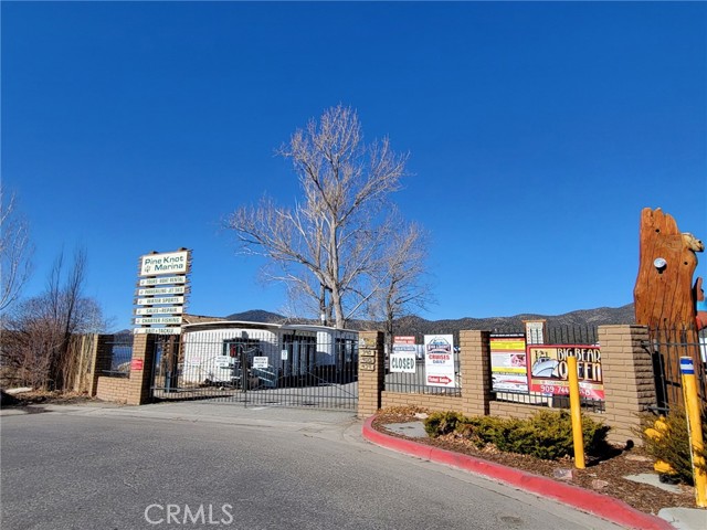 400 Pine Knot ET-F60 Boulevard, Big Bear Lake CA: https://media.crmls.org/medias/a348c1c9-2c0d-43e1-a976-a9f0a4b1367e.jpg