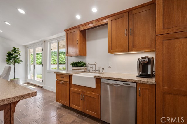 62 Strawberry Lane, Rolling Hills Estates, California 90274, 3 Bedrooms Bedrooms, ,2 BathroomsBathrooms,Residential,Sold,Strawberry Lane,SB22081862
