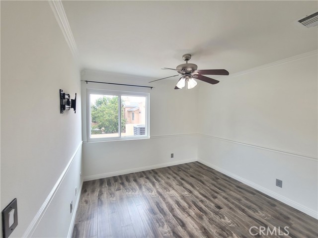 11076 Sharp Avenue, Mission Hills (San Fernando) CA: https://media.crmls.org/medias/a349a7e5-6f2e-4ff4-b479-0d506b8db3b7.jpg