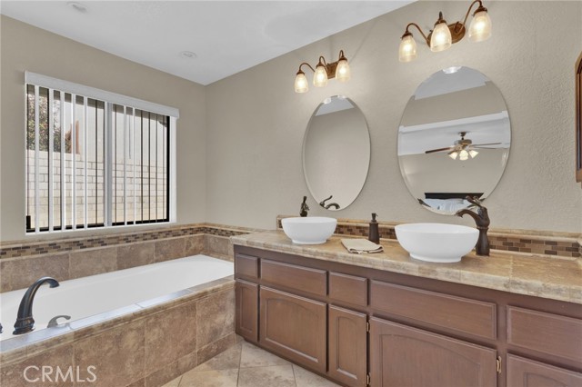 Detail Gallery Image 24 of 46 For 12790 Amberwood, Victorville,  CA 92395 - 3 Beds | 2 Baths