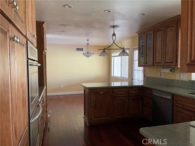 Detail Gallery Image 5 of 15 For 5991 Keswick, Riverside,  CA 92506 - 4 Beds | 2 Baths