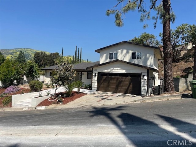 Detail Gallery Image 34 of 34 For 12635 Dorina Pl, Granada Hills,  CA 91344 - 5 Beds | 3/1 Baths