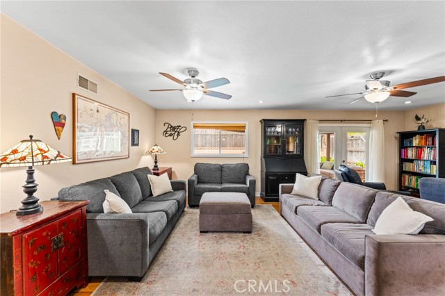 511 Mariposa Street, La Habra CA: https://media.crmls.org/medias/a34b655e-94a1-403d-87ff-d6edf09b18e0.jpg