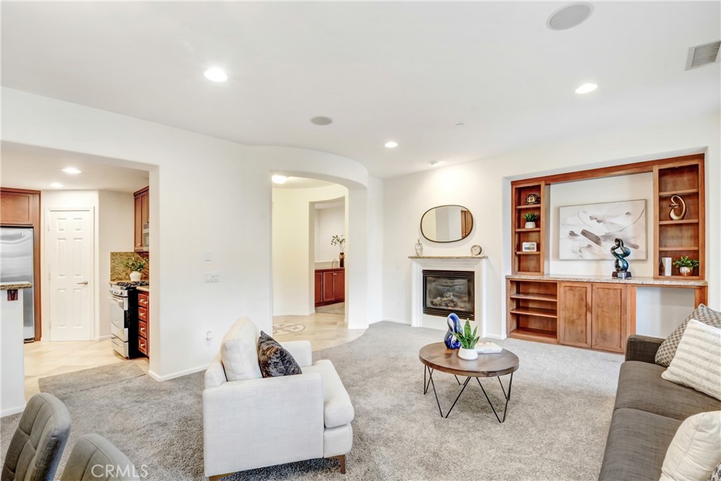 MLS #IV25262434 image #1