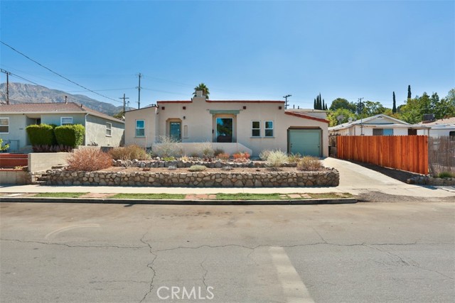 10450 Mountair Avenue photo 1