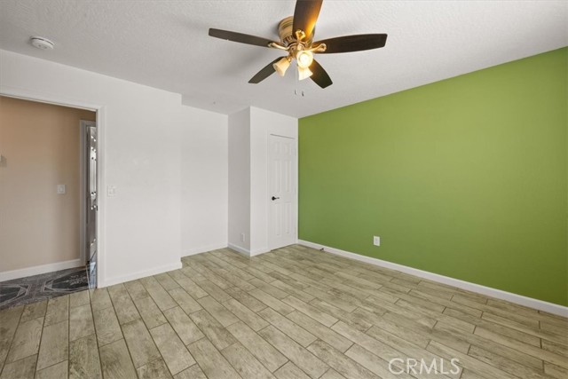 22393 Lone Eagle Road, Apple Valley CA: https://media.crmls.org/medias/a34d1827-97b5-4b1a-957f-b1a83f1b15c4.jpg