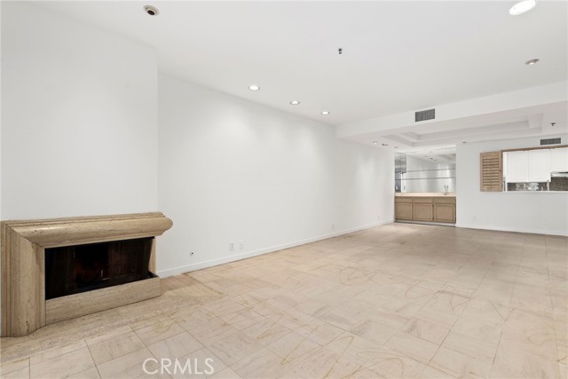 2122 Century Park Lane, Los Angeles CA: https://media.crmls.org/medias/a34e43fd-0ec3-463e-824e-fabae95c2df2.jpg