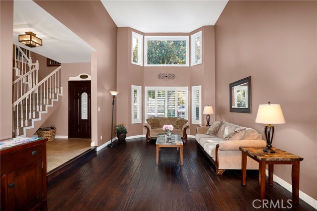 Detail Gallery Image 7 of 49 For 6226 Mammoth Ave, Van Nuys,  CA 91401 - 4 Beds | 3/1 Baths