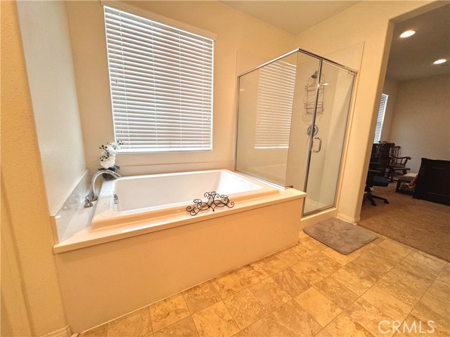 Detail Gallery Image 16 of 29 For 18016 Ribwort Rd, San Bernardino,  CA 92407 - 4 Beds | 3/1 Baths