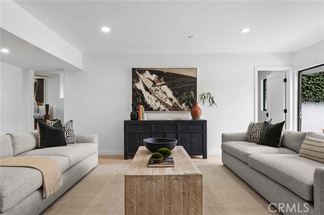 2416 Palm Avenue, Manhattan Beach CA: https://media.crmls.org/medias/a350732c-1b96-42fc-8e04-e3895baccac5.jpg