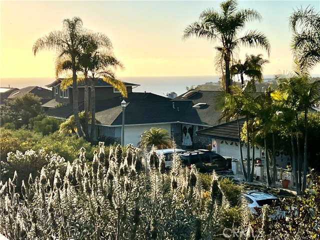 239 Via Socorro, San Clemente CA: https://media.crmls.org/medias/a3514446-b677-42e0-819f-810a7185439c.jpg