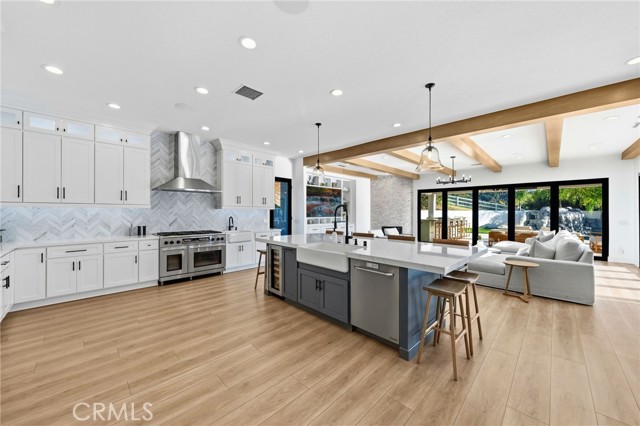 Detail Gallery Image 17 of 26 For 45090 via Tornado, Temecula,  CA 92590 - 4 Beds | 4 Baths