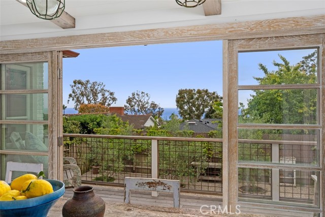 Detail Gallery Image 9 of 45 For 12 S Encino, Laguna Beach,  CA 92651 - 3 Beds | 2 Baths