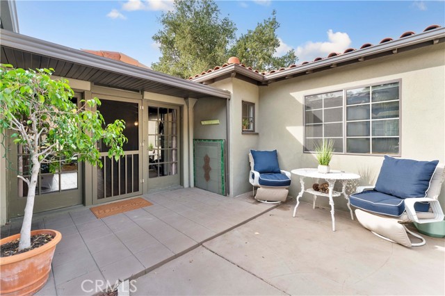 Welcome Home. Courtyard to large entryway.