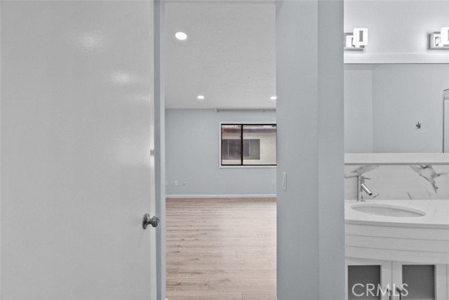 7130 Glade Avenue, Canoga Park CA: https://media.crmls.org/medias/a3539b1c-c0f2-4ed9-9964-f23a96b9836c.jpg