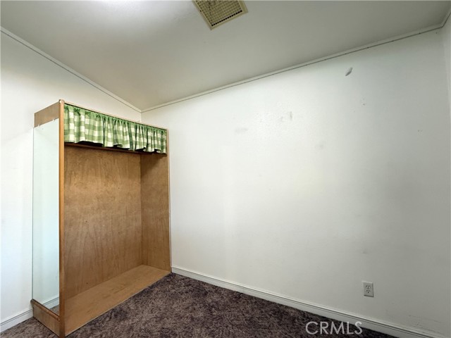 4943 Yaqui Gulch Road, Mariposa CA: https://media.crmls.org/medias/a353fb3f-3d32-43de-8bbb-ea258265c0a2.jpg