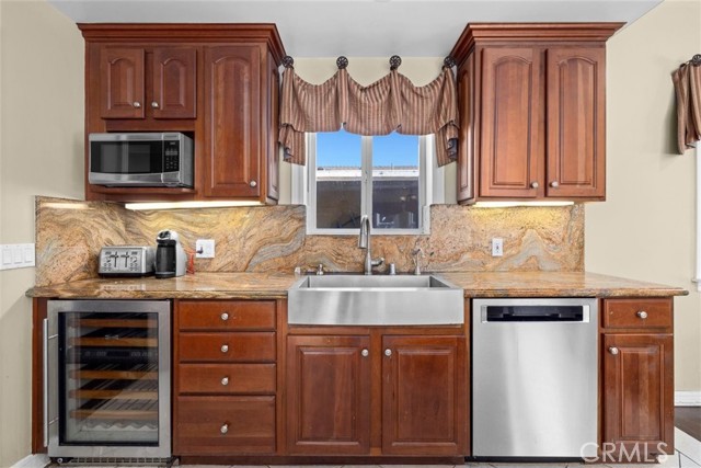 2919 Gibson Place, Redondo Beach, California 90278, 5 Bedrooms Bedrooms, ,4 BathroomsBathrooms,Residential,Sold,Gibson,SB22156607