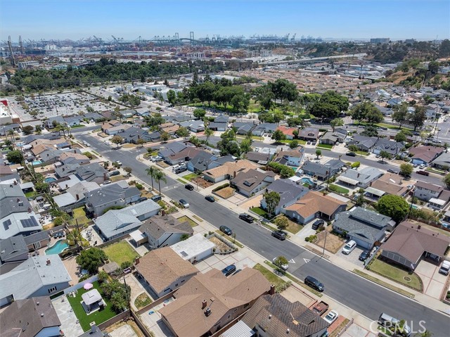 912 Millmark Grove Street, San Pedro CA: https://media.crmls.org/medias/a354dbbd-f8af-4af3-a2d5-e016576b8767.jpg