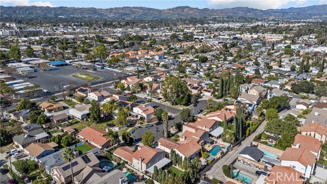 Detail Gallery Image 32 of 33 For 6920 1/2 Loma Verde, Canoga Park,  CA 91303 - 3 Beds | 3 Baths