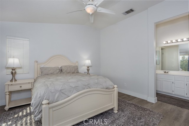 33183 Eagle Point Drive, Yucaipa CA: https://media.crmls.org/medias/a35640c2-d838-4805-8a54-800890ef9094.jpg