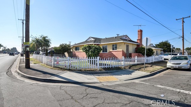 Detail Gallery Image 1 of 54 For 13241 Fairview St, Garden Grove,  CA 92843 - 5 Beds | 4 Baths