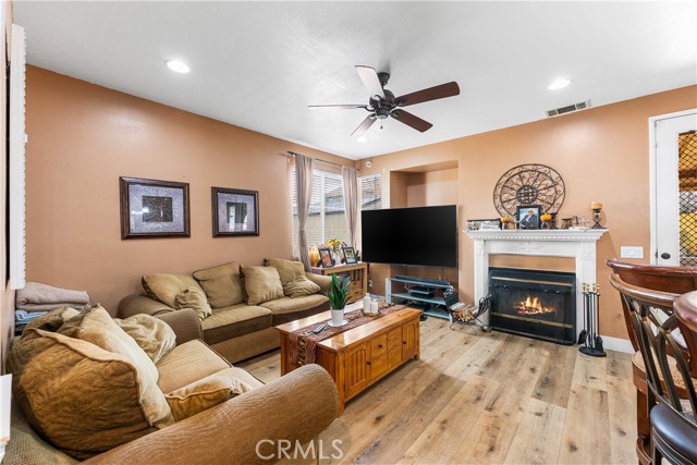 Detail Gallery Image 21 of 50 For 5522 Lighthouse Ln, Palmdale,  CA 93552 - 6 Beds | 3 Baths