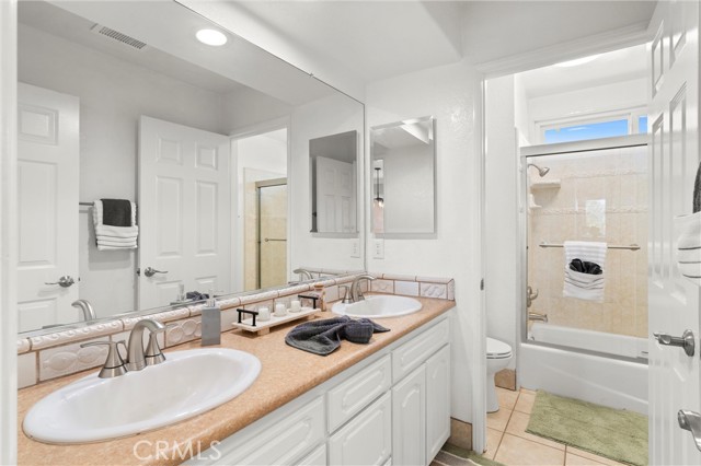 Detail Gallery Image 29 of 47 For 5330 Crescent Dr, Yorba Linda,  CA 92887 - 5 Beds | 2/1 Baths