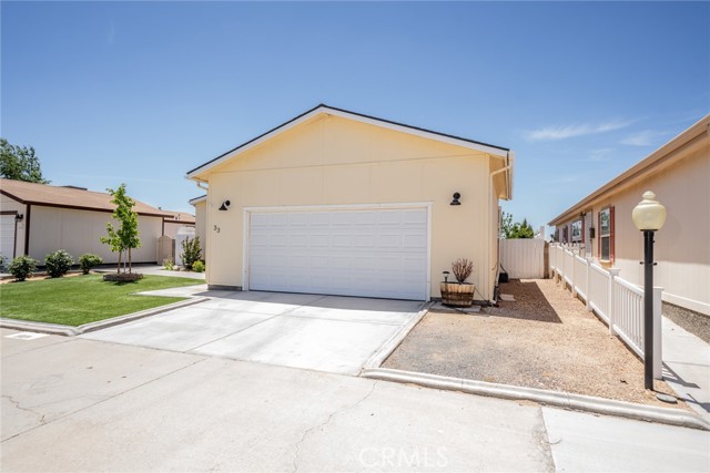 Detail Gallery Image 4 of 55 For 22241 Nisqually Rd #33,  Apple Valley,  CA 92308 - 3 Beds | 2 Baths